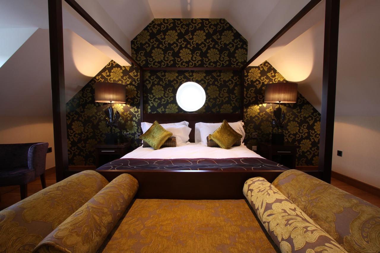 Hotel The Bear'S Paw Warmingham Exterior foto A suite at the hotel